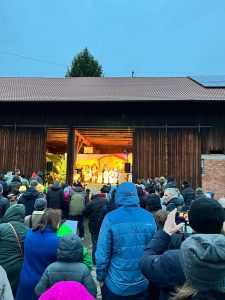 Mehr über den Artikel erfahren Krippenspiel der Kirchengemeinde St.Leonhard