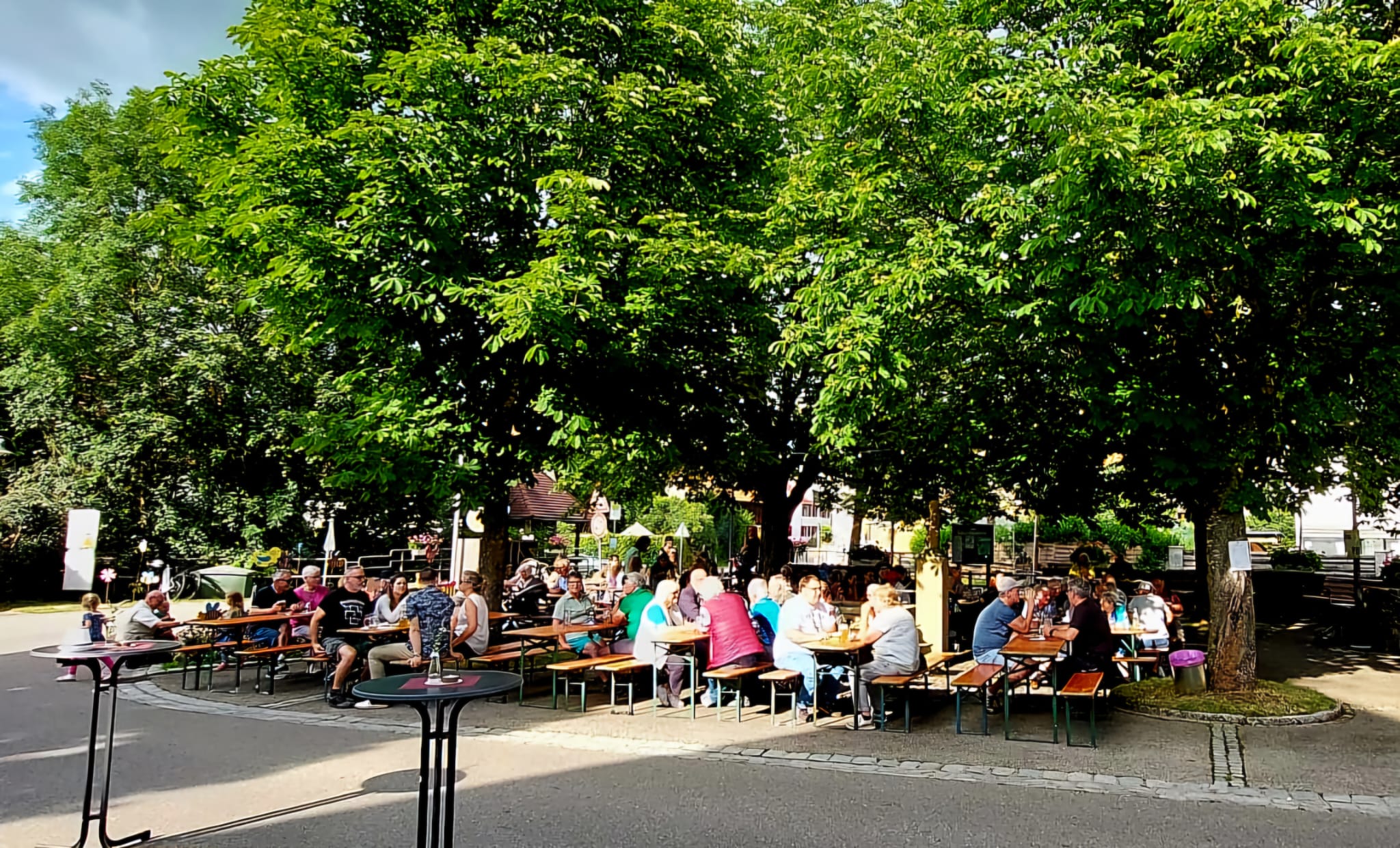 Du betrachtest gerade Dorfplatz Hock 2024